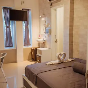 Simple Kuta Bedroom Gasthof