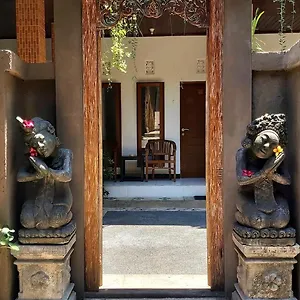  Maison d'hôtes Genta House